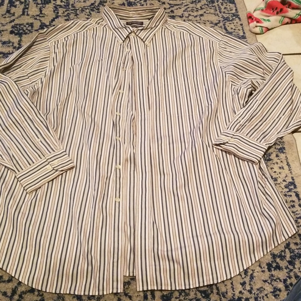 Roundtree & yorke stripe long sleeve shirt